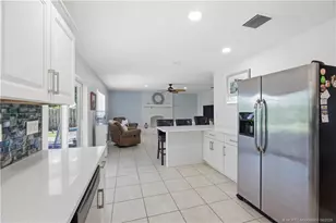 1007 SE Euclid Ln, Port Saint Lucie, FL 34983 - Photo 13