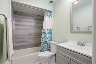 1007 SE Euclid Ln, Port Saint Lucie, FL 34983 - Photo 17