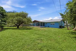 1007 SE Euclid Ln, Port Saint Lucie, FL 34983 - Photo 23