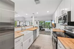250 NE Edgewater Dr, Stuart, FL 34996 - Photo 23