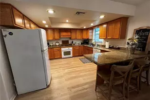 2453 SW Murphy Rd, Palm City, FL 34990 - Photo 5
