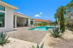 3153 SW English Garden Dr, Palm City, FL 34990 - Photo 27