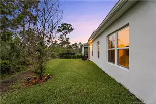 208 SW Pomeroy St, Stuart, FL 34997 - Photo 7