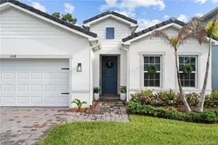 208 SW Pomeroy St, Stuart, FL 34997 - Photo 11