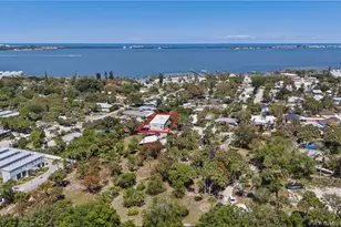 2653 NE Palm Ave, Jensen Beach, FL 34957 - Photo 1