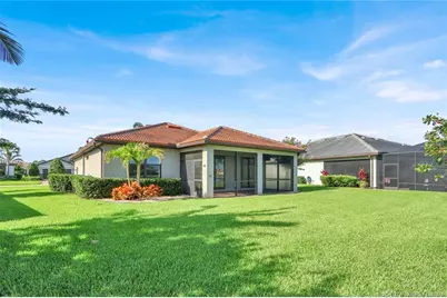 466 SE Vallarta Drive, Port Saint Lucie, FL 34984 - Photo 35