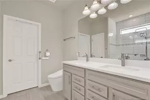 466 SE Vallarta Dr, Port Saint Lucie, FL 34984 - Photo 29