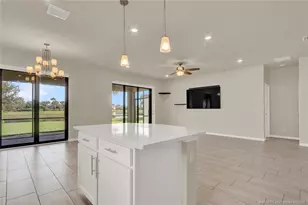 466 SE Vallarta Dr, Port Saint Lucie, FL 34984 - Photo 15
