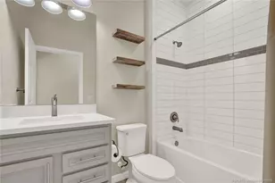 466 SE Vallarta Dr, Port Saint Lucie, FL 34984 - Photo 21