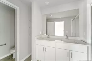 325 SE Halifax Ln, Stuart, FL 34994 - Photo 19