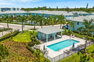 325 SE Halifax Ln, Stuart, FL 34994 - Photo 27