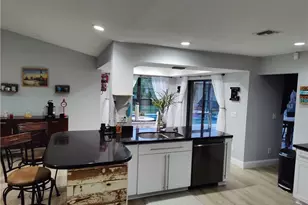 9780 NW 10th St, Plantation, FL 33322 - Photo 27