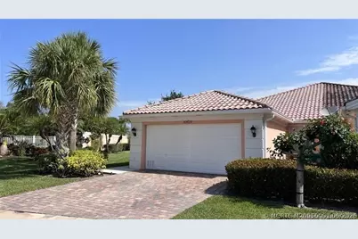10629 SW Hartwick Drive, Port Saint Lucie, FL 34987 - Photo 11