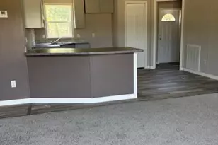 699 4th St, Moore Haven, FL 33471 - Photo 3