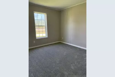 699 4th Street, Moore Haven, FL 33471 - Photo 5