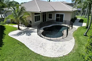 2662 SW Newberry Ct, Palm City, FL 34990 - Photo 3