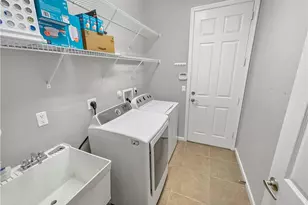 2662 SW Newberry Ct, Palm City, FL 34990 - Photo 21