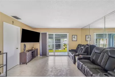 191 SE Village Drive #191, Port Saint Lucie, FL 34952 - Photo 7