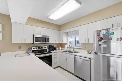 191 SE Village Drive #191, Port Saint Lucie, FL 34952 - Photo 11