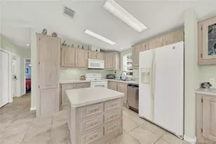 10725 S Ocean Dr, Jensen Beach, FL 34957 - Photo 7