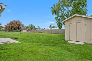 1862 SE Rainier Rd, Port Saint Lucie, FL 34952 - Photo 3