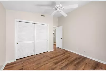2386 SW Creekside Drive, Palm City, FL 34990 - Photo 5
