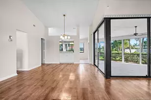 2386 SW Creekside Dr, Palm City, FL 34990 - Photo 13