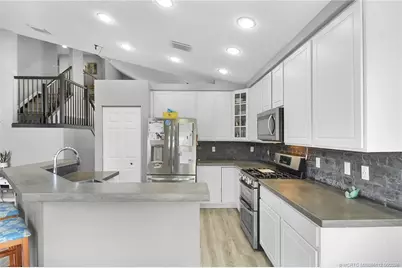 1015 SE Westminster Place, Stuart, FL 34997 - Photo 17