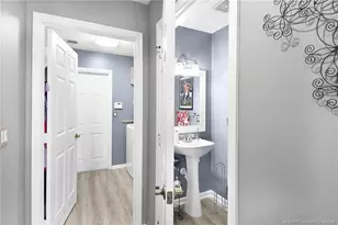 1015 SE Westminster Pl, Stuart, FL 34997 - Photo 21