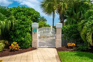 5750 NE Island Cove Way, Stuart, FL 34996 - Photo 25