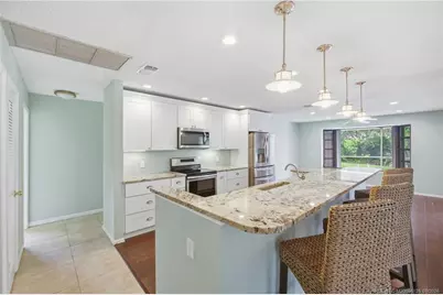 3131 SE Fairway W, Stuart, FL 34997 - Photo 13