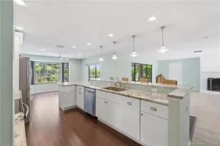 3131 SE Fairway W, Stuart, FL 34997 - Photo 17