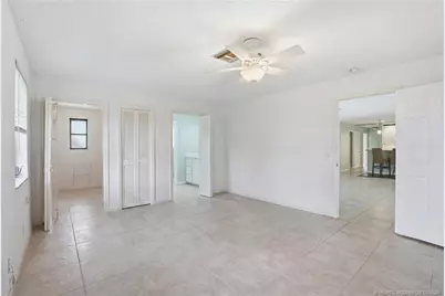 3131 SE Fairway W, Stuart, FL 34997 - Photo 9