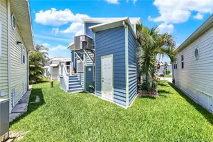 997 Nettles Blvd, Jensen Beach, FL 34957 - Photo 9
