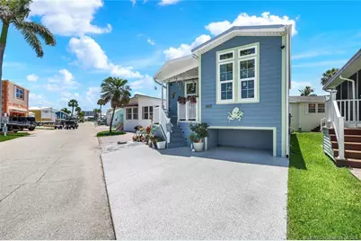 997 Nettles Boulevard, Jensen Beach, FL 34957 - Photo 11