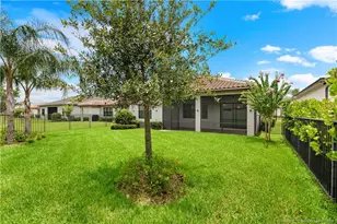 518 SE Crathes St, Port Saint Lucie, FL 34984 - Photo 35