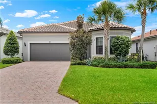 518 SE Crathes St, Port Saint Lucie, FL 34984 - Photo 5