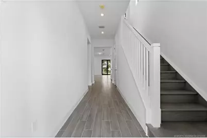 870 SW Newfield Avenue, Palm City, FL 34990 - Photo 3