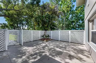 2905 SW Lakemont Pl, Palm City, FL 34990 - Photo 7