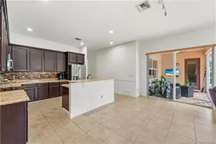 5437 SW Honeysuckle Ct, Palm City, FL 34990 - Photo 9