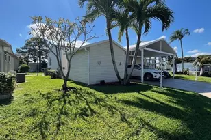 6120 Holly Ln, Lantana, FL 33462 - Photo 3