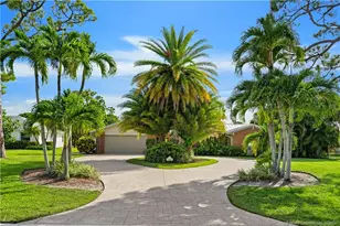 1310 NW Lakeside Trail, Stuart, FL 34994 - Photo 9