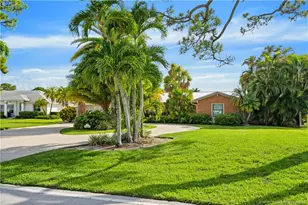 1310 NW Lakeside Trail, Stuart, FL 34994 - Photo 11