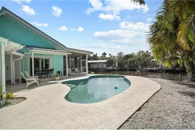 220 SW Willow Lake Trail, Stuart, FL 34997 - Photo 11