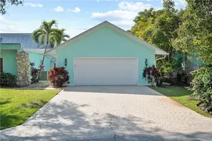 220 SW Willow Lake Trail, Stuart, FL 34997 - Photo 7