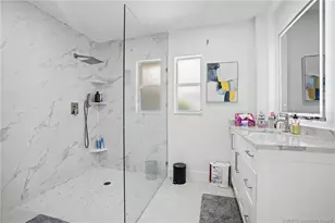 4618 Ashton Ct, Naples, FL 34112 - Photo 17