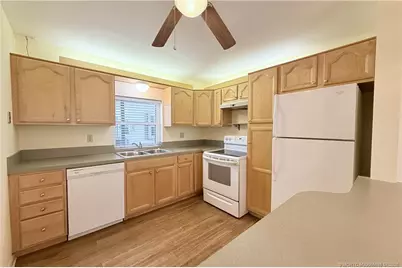 6531 SE Federal Highway #J202, Stuart, FL 34997 - Photo 5