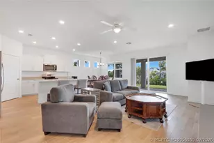 1630 NE Skyhigh Ter, Jensen Beach, FL 34957 - Photo 7