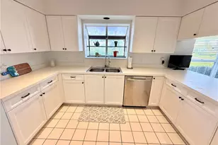 2527 SW Brookwood Ln, Palm City, FL 34990 - Photo 5
