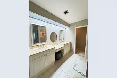 5639 SE Foxcross Place, Stuart, FL 34997 - Photo 13